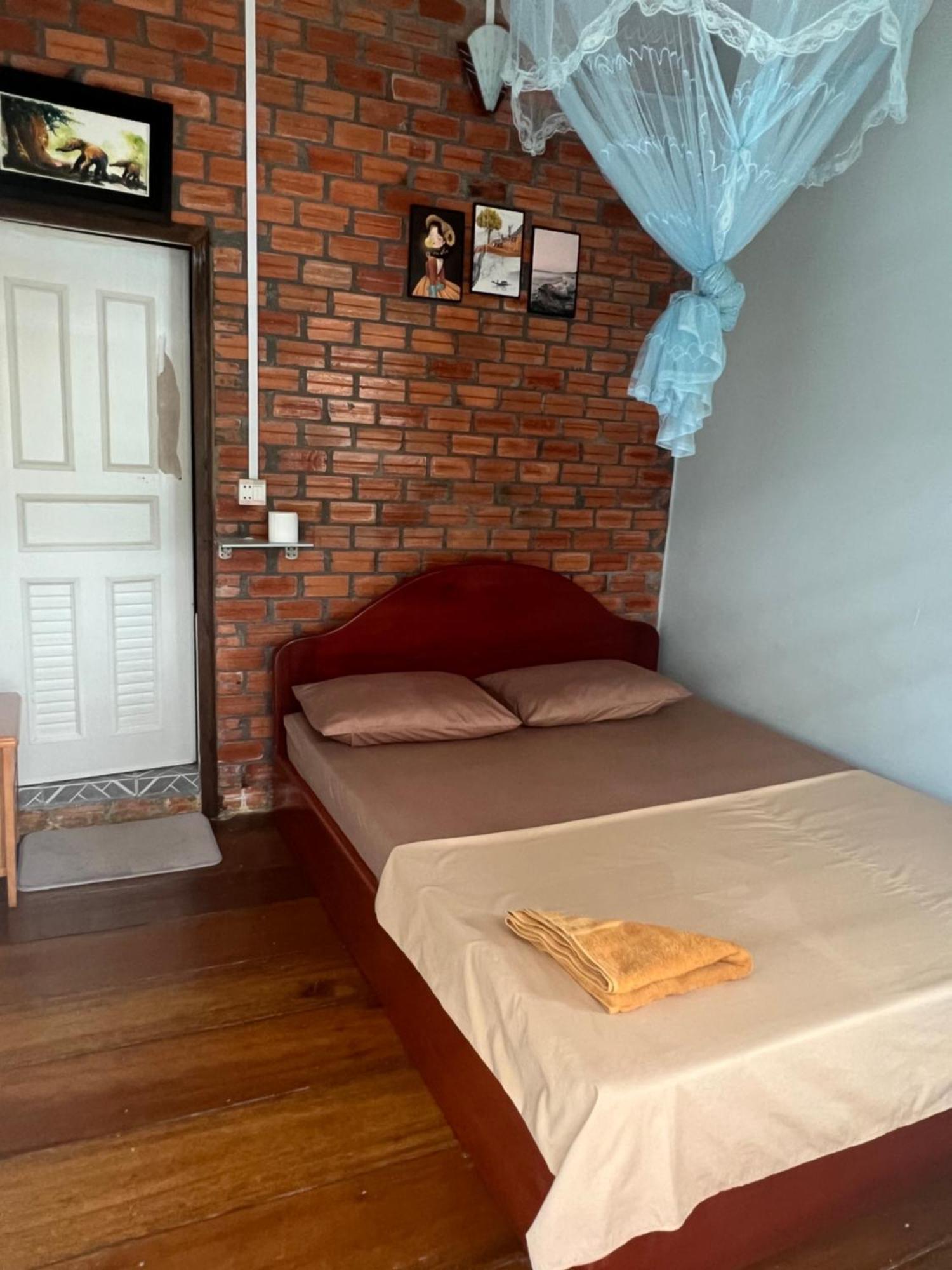 Ing Ing Guesthouse Koh Rong Sanloem Dış mekan fotoğraf